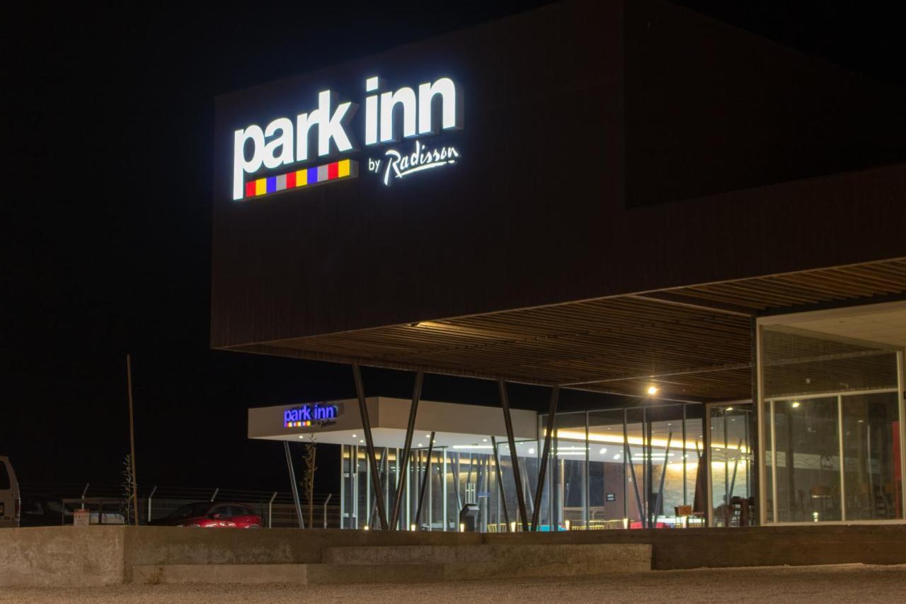 Park Inn By Radisson Los Olivos De Вальенар Экстерьер фото